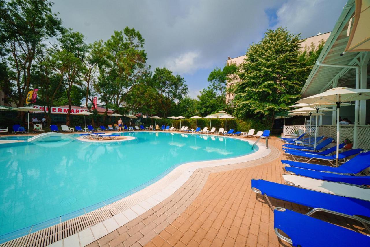 Perla Plaza Hotel Primorsko Ngoại thất bức ảnh