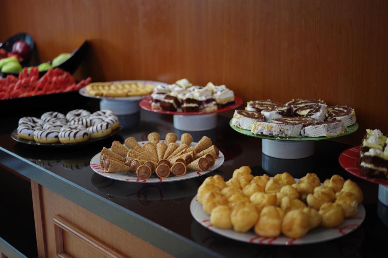 Perla Plaza Hotel Primorsko Ngoại thất bức ảnh