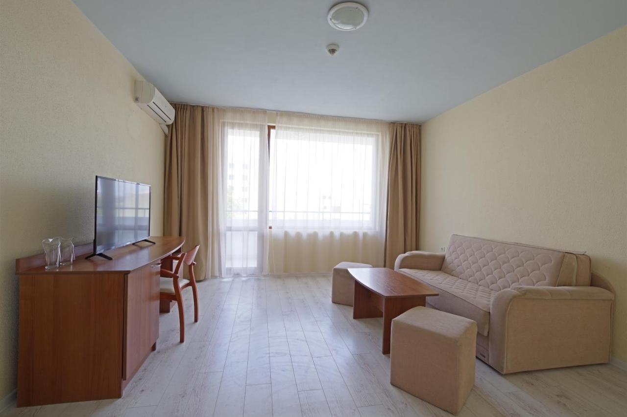 Perla Plaza Hotel Primorsko Ngoại thất bức ảnh