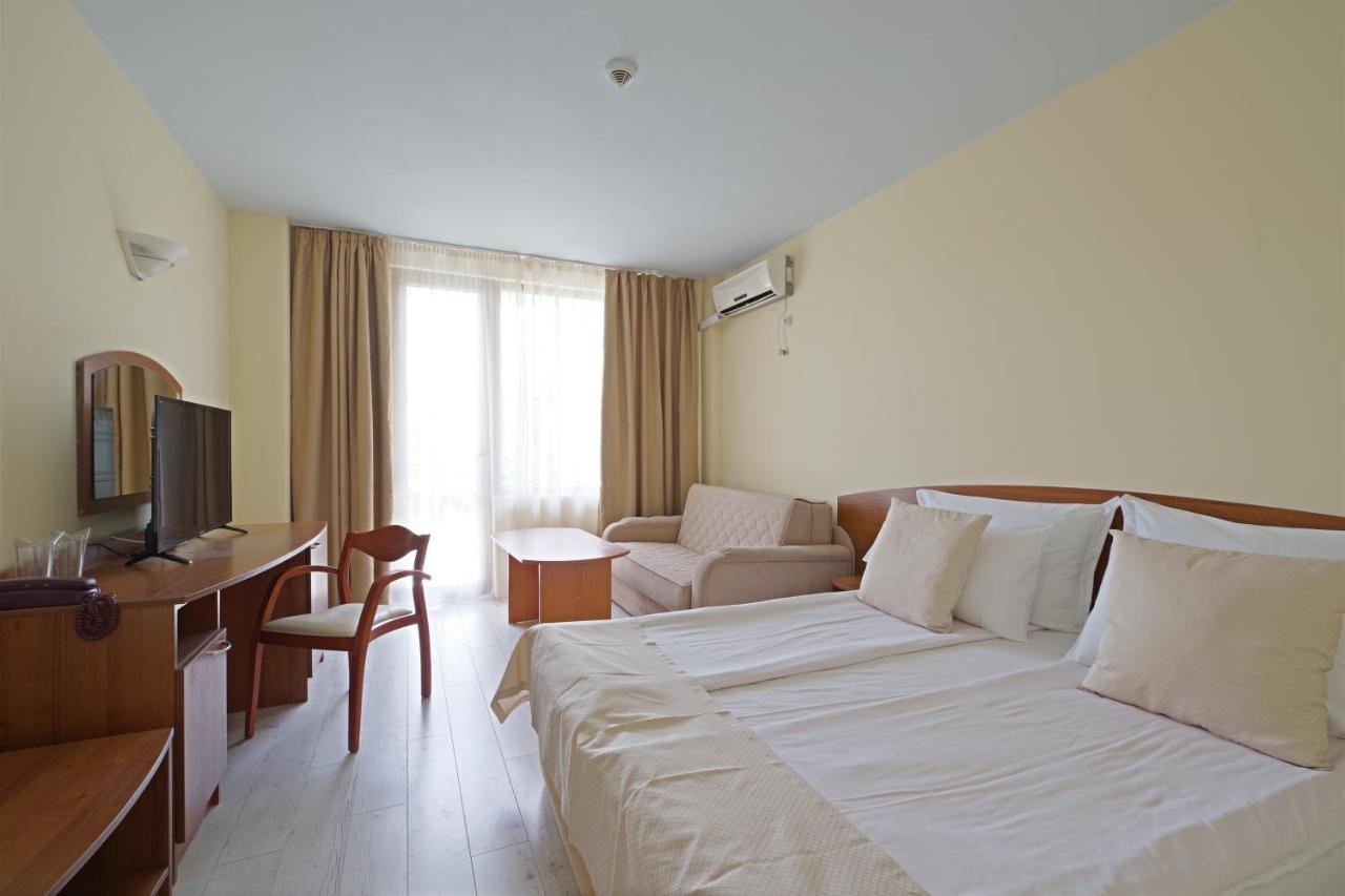 Perla Plaza Hotel Primorsko Ngoại thất bức ảnh
