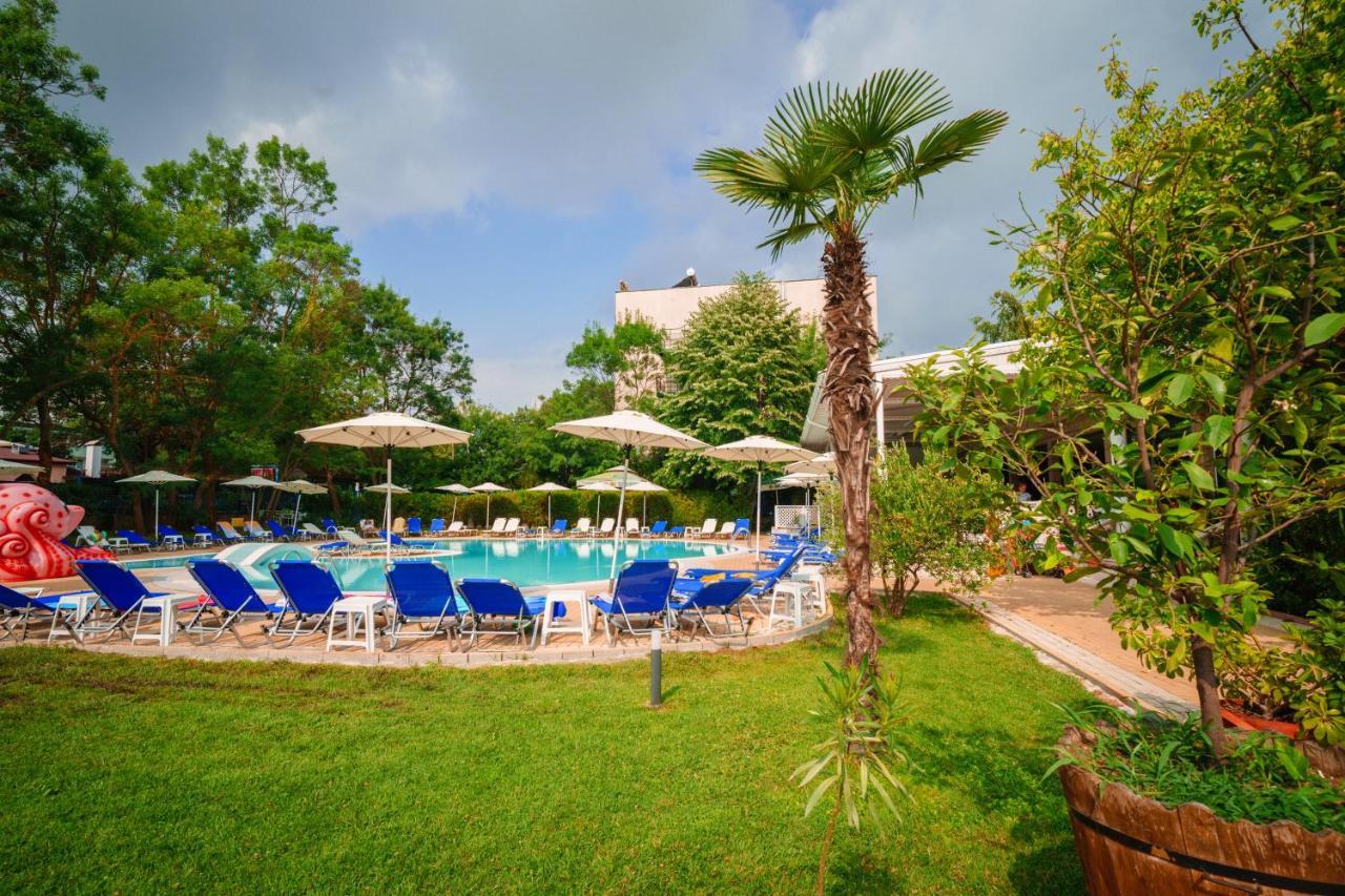 Perla Plaza Hotel Primorsko Ngoại thất bức ảnh